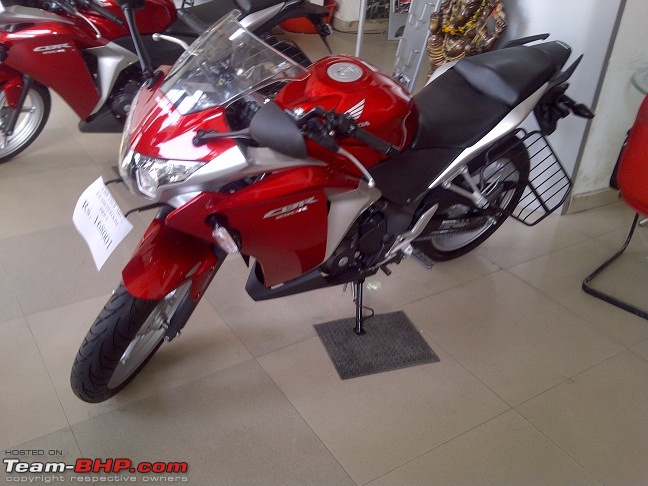 Honda's 250cc Bike : CBR250R!-img2011041400048resized.jpg
