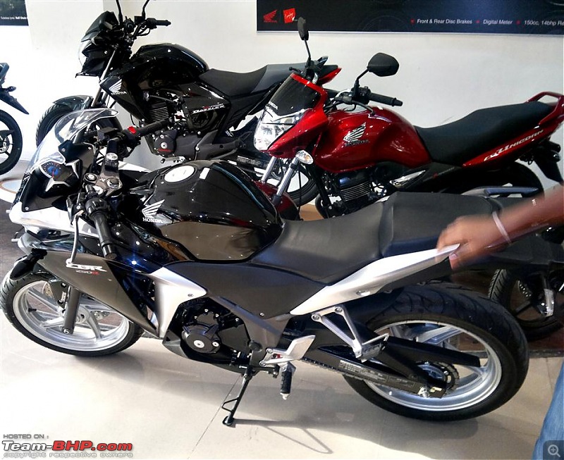 Honda's 250cc Bike : CBR250R!-05052011486.jpg