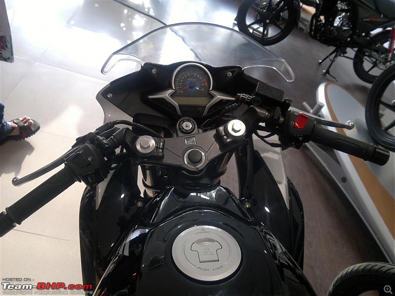 Honda's 250cc Bike : CBR250R!-05052011482.jpg