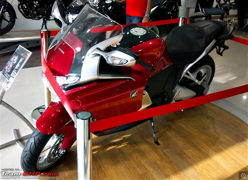 Honda's 250cc Bike : CBR250R!-05052011497.jpg