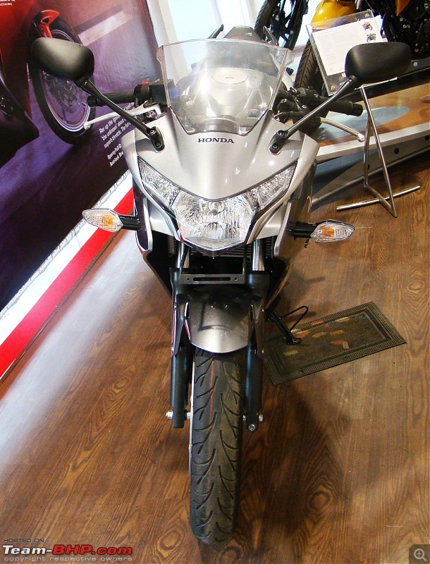 Honda's 250cc Bike : CBR250R!-test-ride-2.jpg