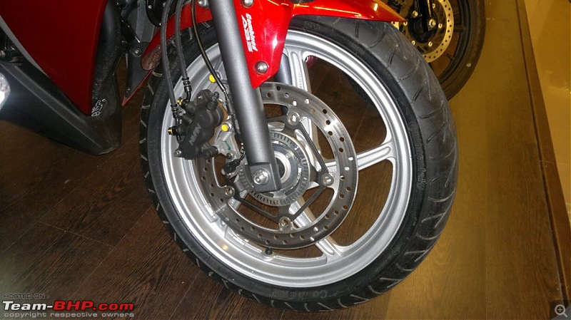 Honda's 250cc Bike : CBR250R!-19052011004.jpg