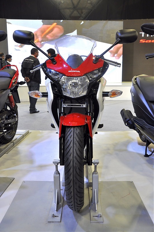 Honda Motorcycles @ Auto Expo 2012-honda-motorcycle_autoexpo2012-21.jpg