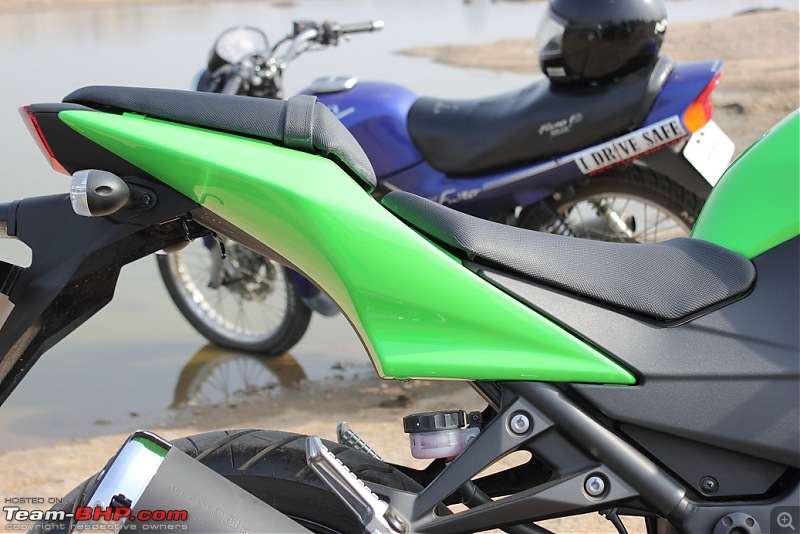 A green Ninja 250R it definitely is!-nin107.jpg