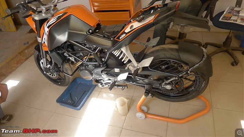 KTM Duke 200 : Baby Duke 222 unites with her new family!-p1020374.jpg