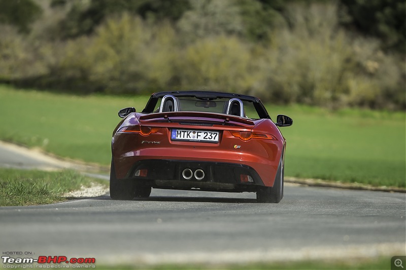 Jaguar F-Type : Driven-rearspoilerup.jpg