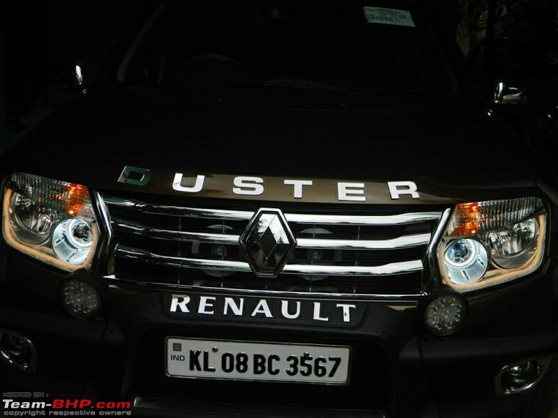 Renault Duster : Official Review-duster-drl-3.jpg