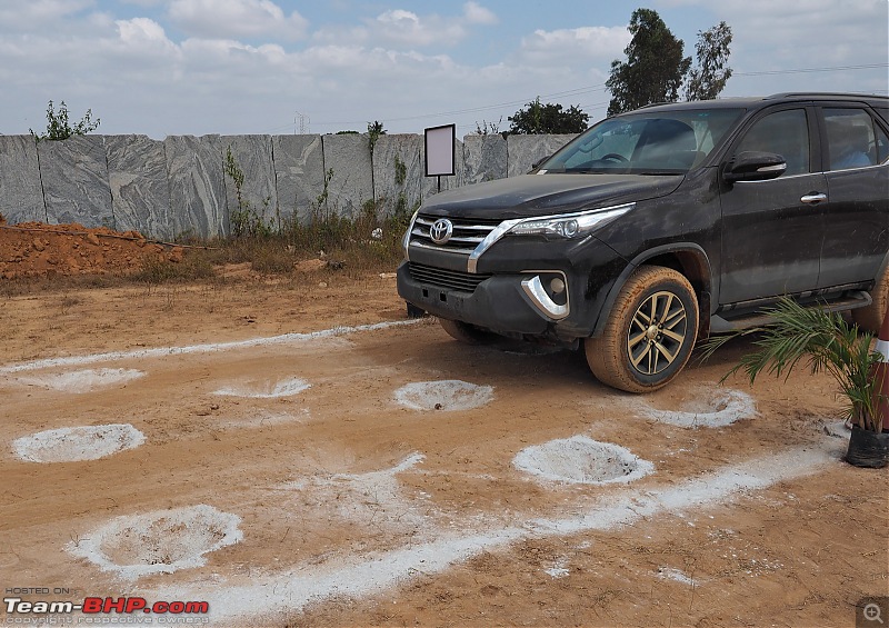 Toyota Fortuner : Official Review-pb160020.jpg