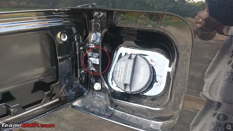 Mahindra TUV300 : Official Review-fuel-lid-tuv.jpg