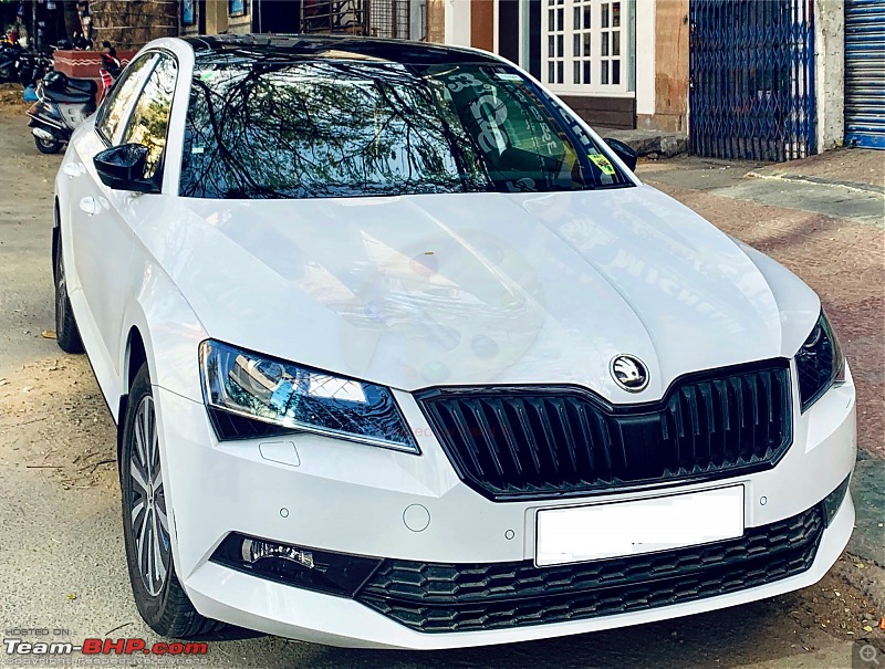 Skoda Superb : Official Review-car1.jpg