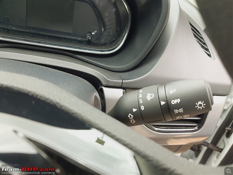 Tata Nexon : Official Review-headlight-stalk.jpg