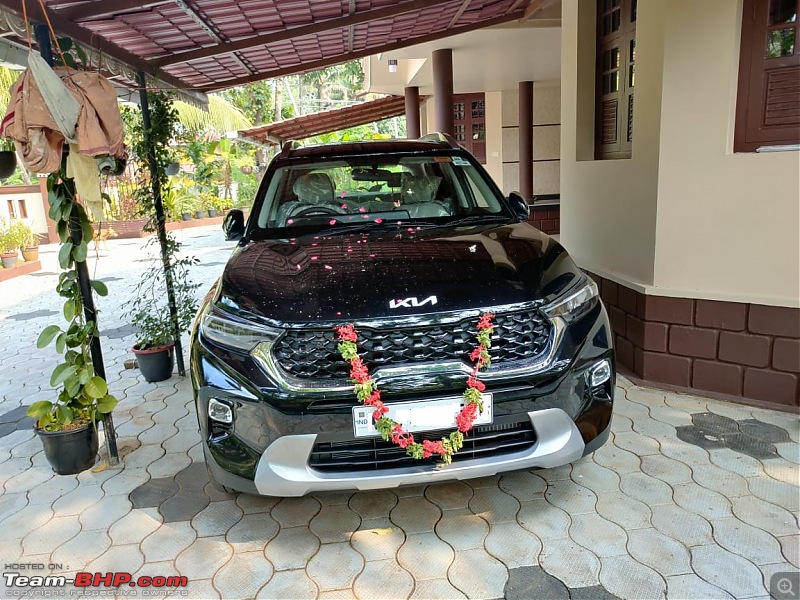 Kia Sonet : Official Review-car-puja.jpeg