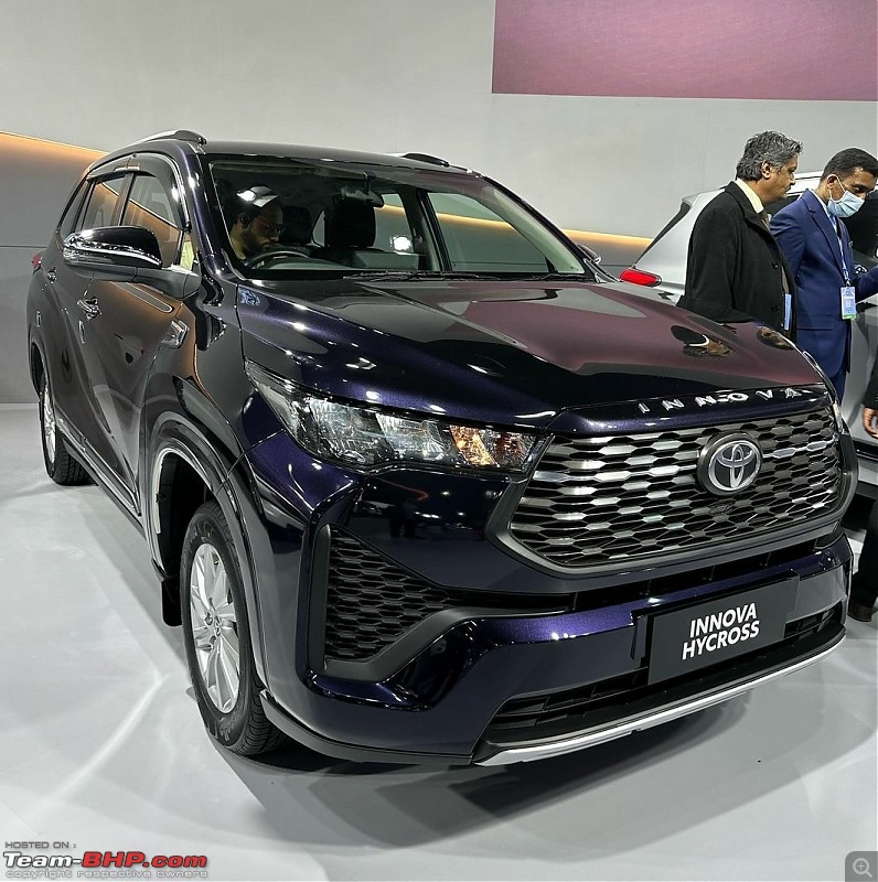 Toyota Innova Hycross Review-smartselect_20230116102640_instagram.jpg