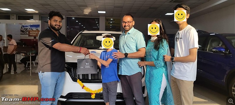 Mahindra XUV700 Review-familia.jpg