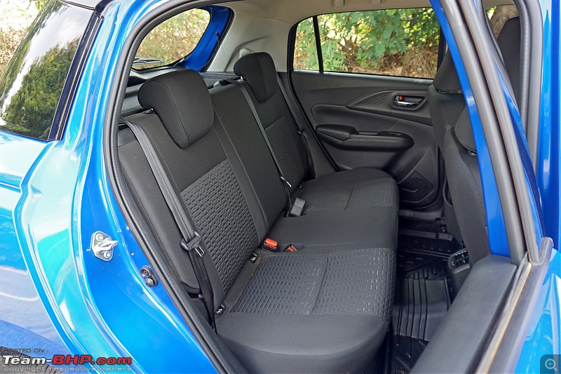 2024 Maruti Swift Review-2024_maruti_swift_interior_02.jpg