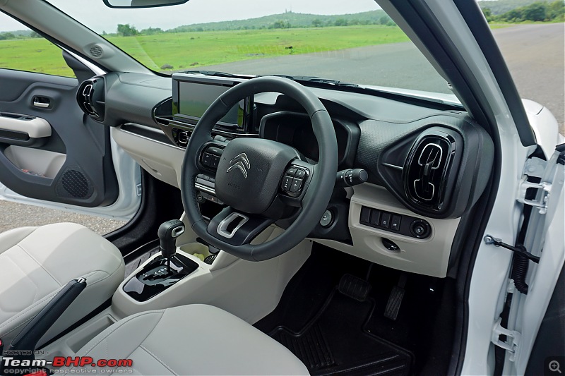 Citroen Basalt Review-2024_citroen_basalt_interior_02.jpg