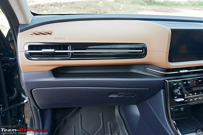 2024 Hyundai Alcazar Facelift Review-2024_hyundai_alcazarfacelift_interior_32.jpg