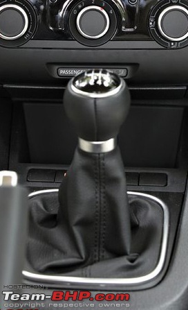 Volkswagen Jetta 1.4 TSI : Official Review-diesel-jetta-gearknob.jpg