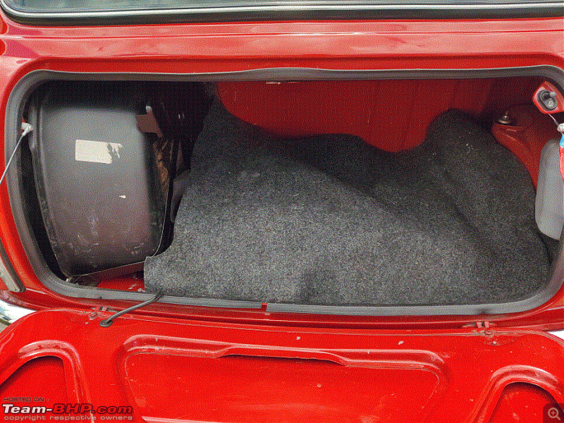 Winston - My '96 Rover Mini Cooper-boot-3.gif