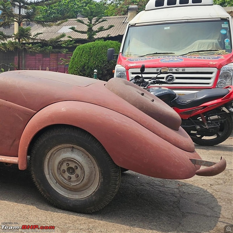 Father & son resuscitate a 1938 Mercedes Roadster-2.jpg