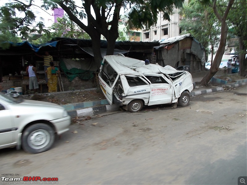 Accidents in India | Pics & Videos-kolkataambazarirallyapr2013-088.jpg