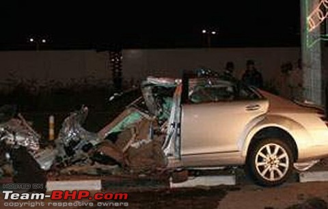 Accidents in India | Pics & Videos-sclass_20090121_002.jpg