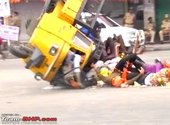 Accidents in India | Pics & Videos-2014_9image_13_52_009352000ghcopyll1.jpg