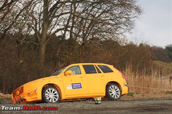 Volvo's safety tech to reduce spine injury in accidents-volvo_xc90_crash_test_.jpg