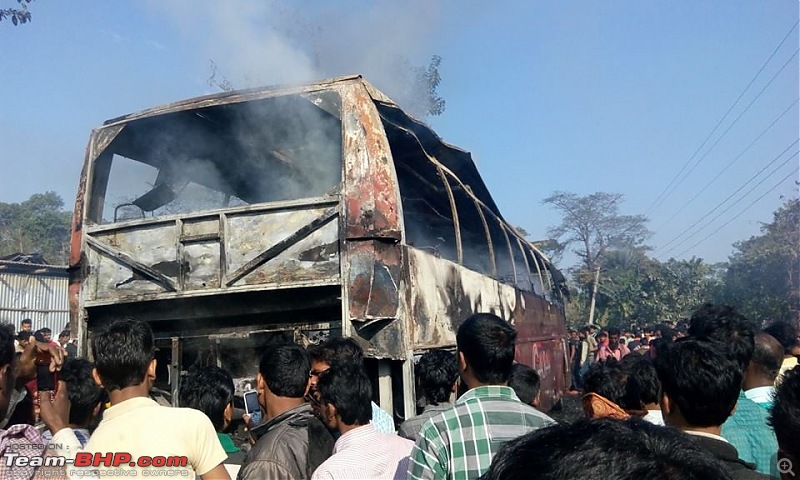 Accidents : Vehicles catching Fire in India-11013081_803740552997132_5920108868928182634_n.jpg