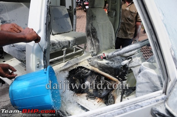 Accidents : Vehicles catching Fire in India-petrol_0810159.jpg