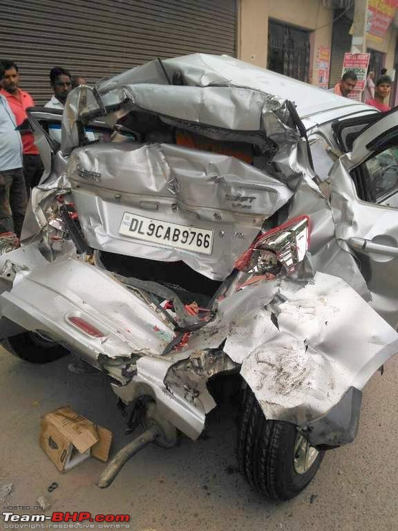 Accidents in India | Pics & Videos-driverjumpsoutofmovingbus3.jpg