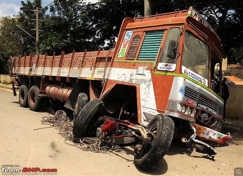 Accidents in India | Pics & Videos-car-3.jpg