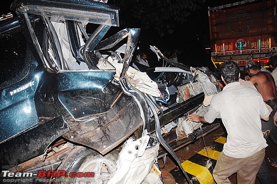 Accidents in India | Pics & Videos-20090903car3.jpg