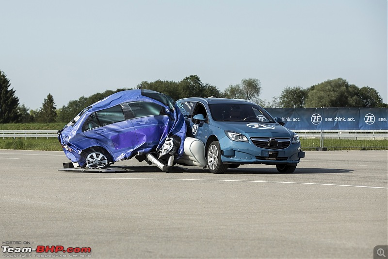 ZF develops world's first external side airbag-zf_sideimpactprotection_pic1397.jpg