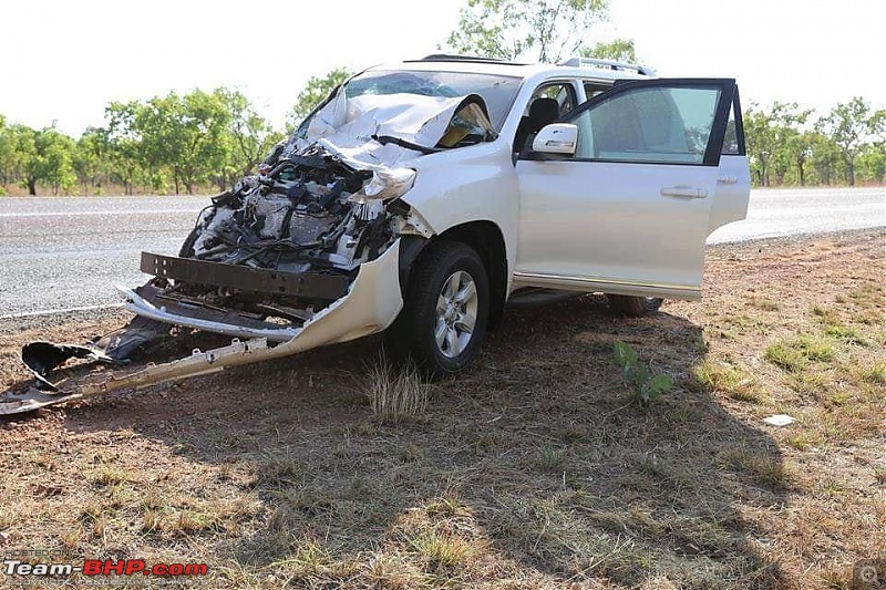 Toyota Innova Crysta ZX rolls over thrice! None of the 7 airbags deploy-64569131_2225030800865450_4556824889327091712_n.jpg