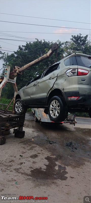 Ecosport toppled multiple times with none of the 6 airbags deployed-img20211101wa0009.jpg