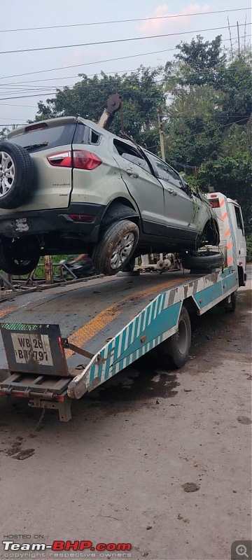 Ecosport toppled multiple times with none of the 6 airbags deployed-img20211101wa0005.jpg