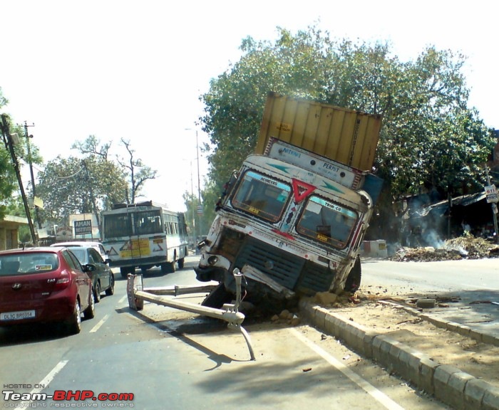 Accidents in India | Pics & Videos-tr1.jpg