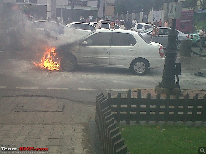 Accidents : Vehicles catching Fire in India-img00055201008101029.jpg