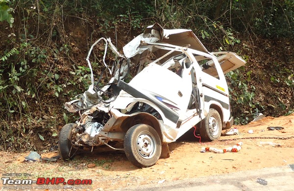 Accidents in India | Pics & Videos-mel_230411_acc1.jpg