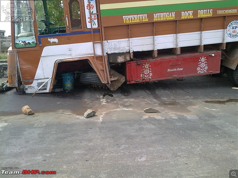 Accidents in India | Pics & Videos-19052011004.jpg