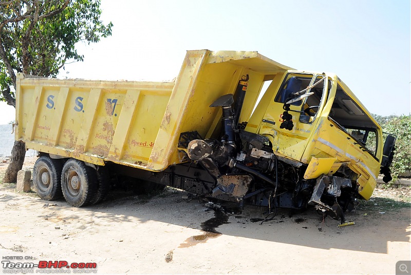 Accidents in India | Pics & Videos-dky201111160100.jpg