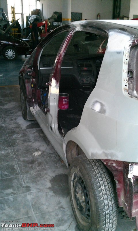 Fiat Punto Accident: B-pillar damage-imag0144.jpg