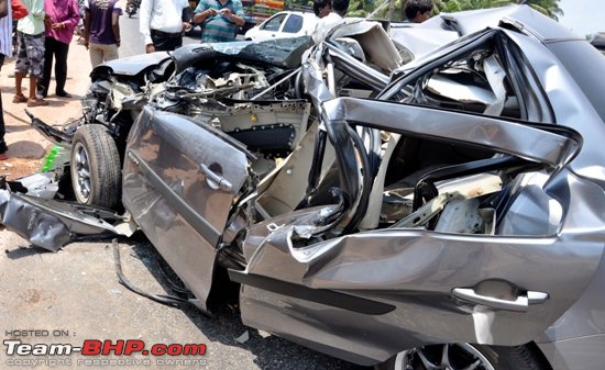 Accidents in India | Pics & Videos-car_0905124.jpg