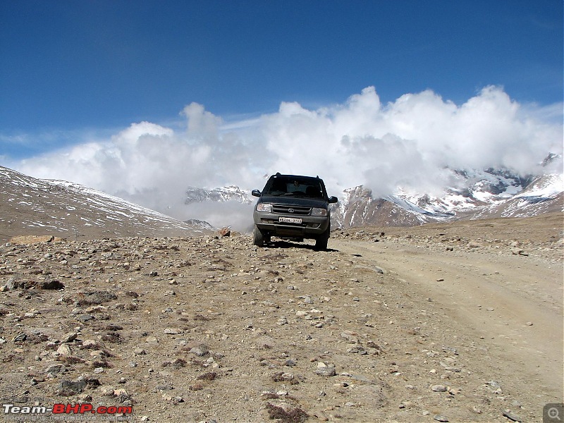 All Tata Safari Owners - Your SUV Pics here-img_1393e.jpg