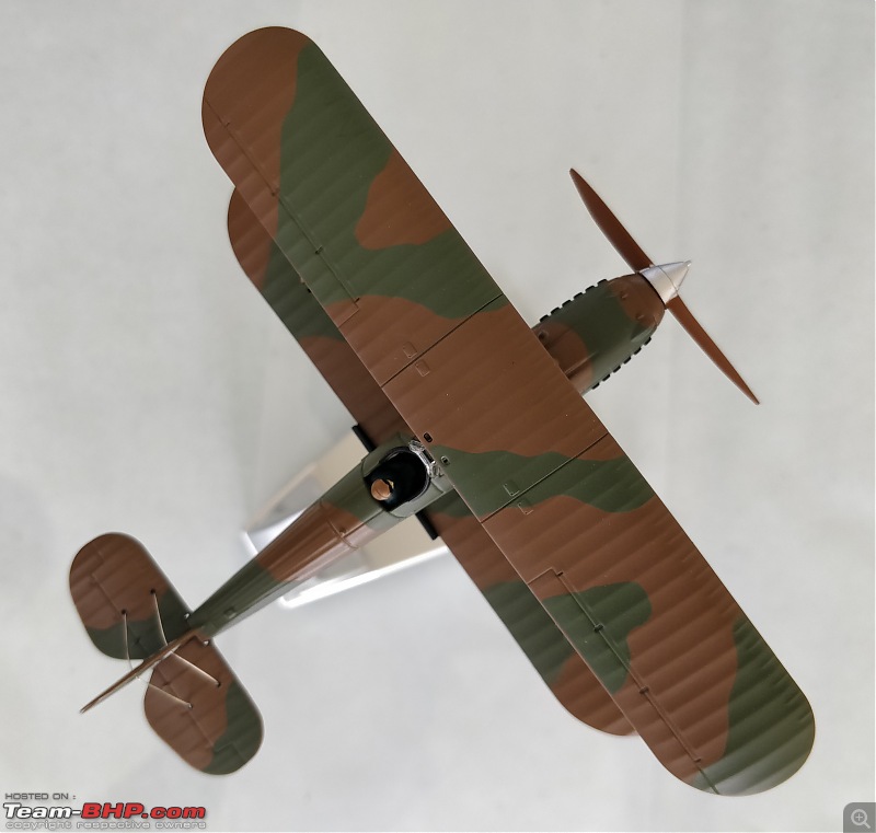 Scale Models - Aircraft, Battle Tanks & Ships-hawker-hart-2.jpg