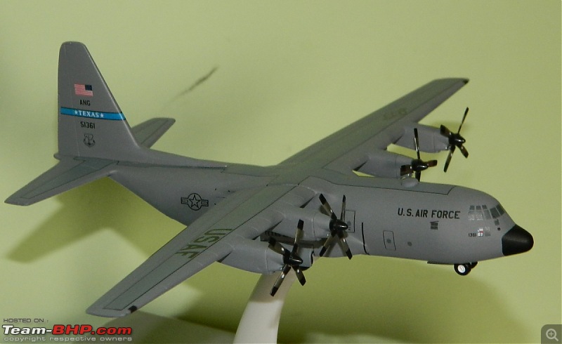 Scale Models - Aircraft, Battle Tanks & Ships-c130_7_1.jpg