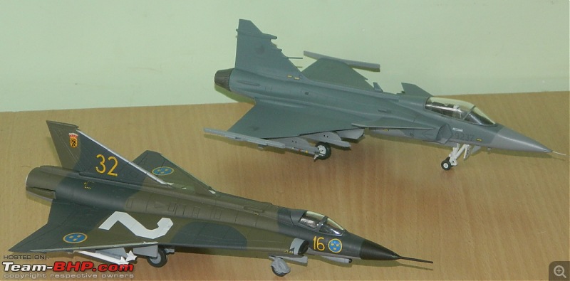 Scale Models - Aircraft, Battle Tanks & Ships-j35_39.jpg