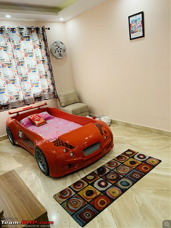 Engine Table and other car-themed furniture & accessories-1db2b50d0f9a48f0b362fe3aa27d0162.jpeg