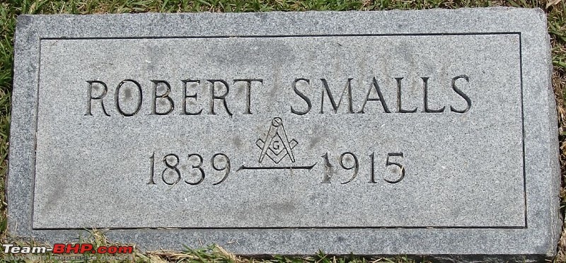 Sailing down the Freedom River-robert-smalls-grave.jpg